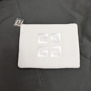 Givenchy MakeUp / Parfum Bag - NWOT